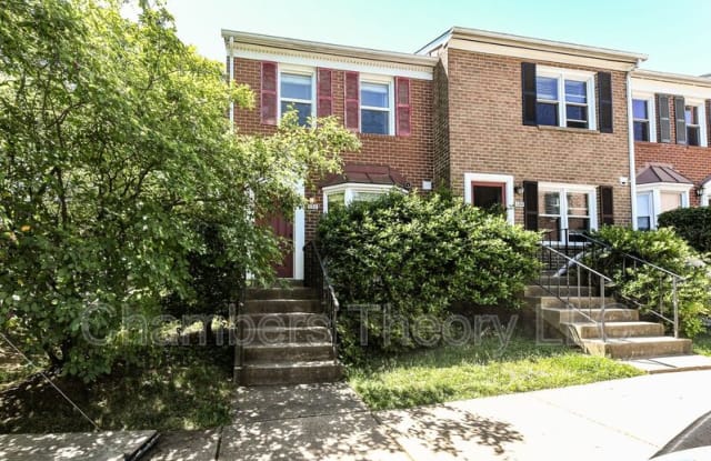 136 S Wise St - 136 South Wise Street, Arlington, VA 22204