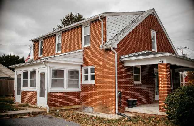 870 E Main St photos photos 870 E Main St photos photos