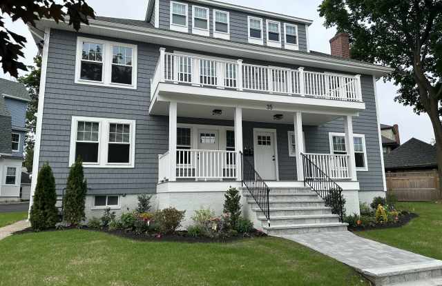 35 Trapelo Rd photos photos