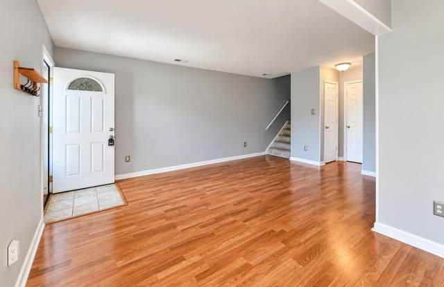 3812 SEGUNDO Place Gallery 3