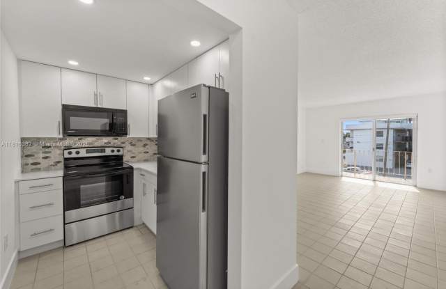 6200 W Flagler St photos photos