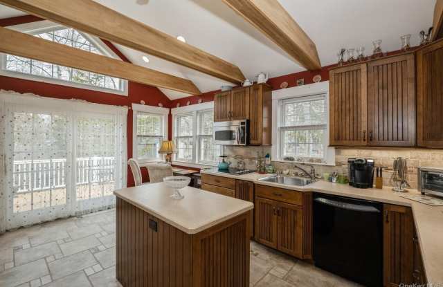 229 Springville Road Gallery 2