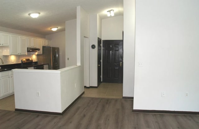10405 Trotters Pointe Drive - 10405 Trotters Pointe Drive, Jefferson County, KY 40241