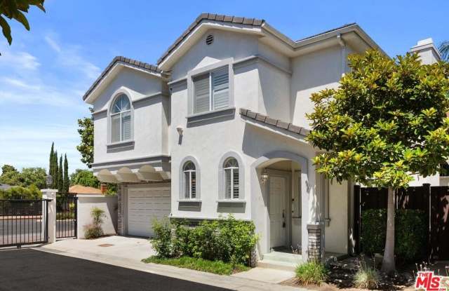 15804 Crest Ln photos photos