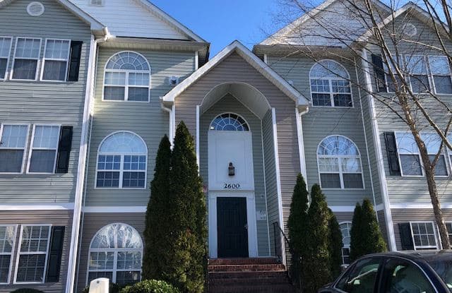 2600 Pennoak Way - 2600 Pennoak Road, Greensboro, NC 27407