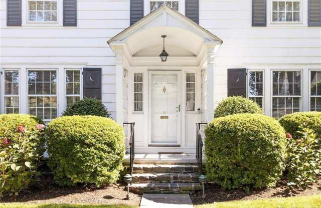 21 Perryridge Road Gallery 3