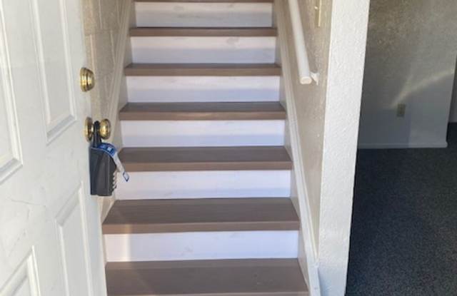 Available Now!!! photos photos Available Now!!! photos photos