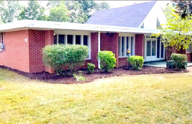448 Rolling Hills 3rd Street - 448 Rolling Hills 3rd Street, Warren County, TN 37110
