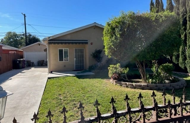 5611 Lemon Avenue - 5611 Lemon Avenue, Long Beach, CA 90805