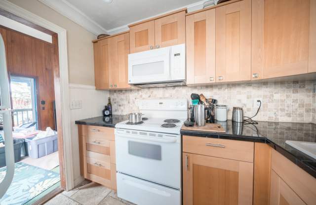 168 Elder Avenue photos photos