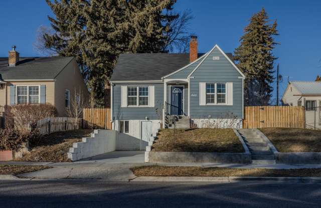 CHARMING 4 BED 2 BATH HOME IN IDAHO FALLS Gallery 1