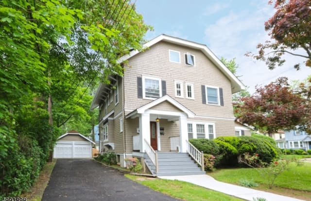 752 VALLEY RD - 752 Valley Rd, Upper Montclair, NJ 07043