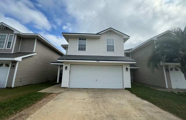 Large 4 Bedroom Home - 3312 Two Sisters Way, West Pensacola, FL 32505