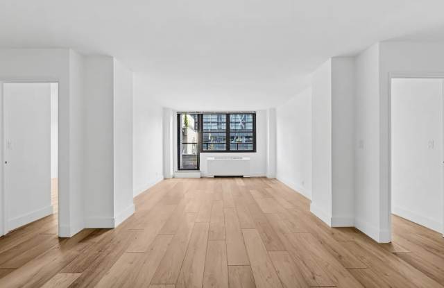 325 W 57th St photos photos