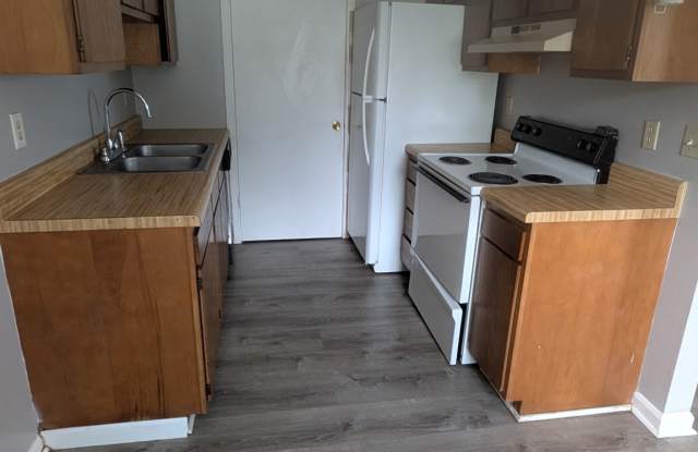430 Britton Avenue, Apt #4 Gallery 4