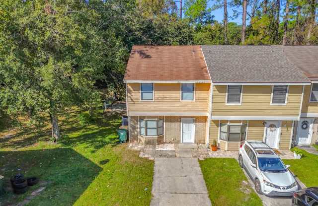 9322 GENNA TRACE Trail Gallery 1
