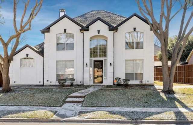 4304 Echo Bluff Drive Gallery 2