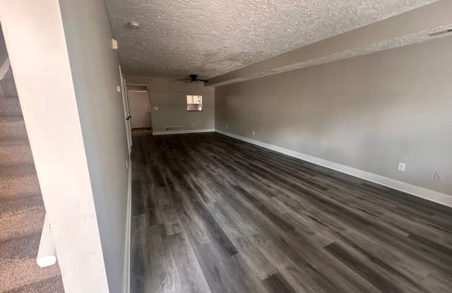 10018 Delores Dr Gallery 2