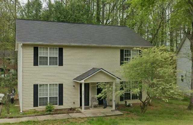4782 Victoria Drive Flowery Branch- 2 bed 1.5 bath photos photos