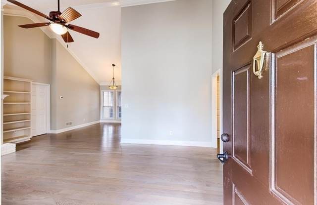4929 Baker Plantation Way Gallery 4