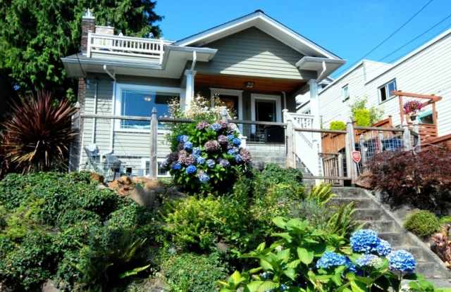 3911 1st Ave NE photos photos