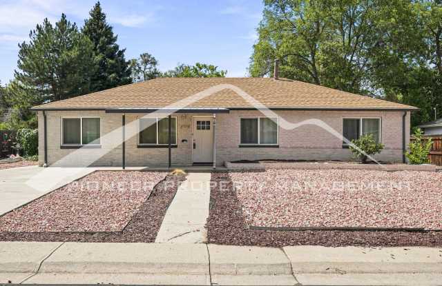 Spacious 4BR/2BA with Updated Kitchen & AC in Aurora Gallery 1