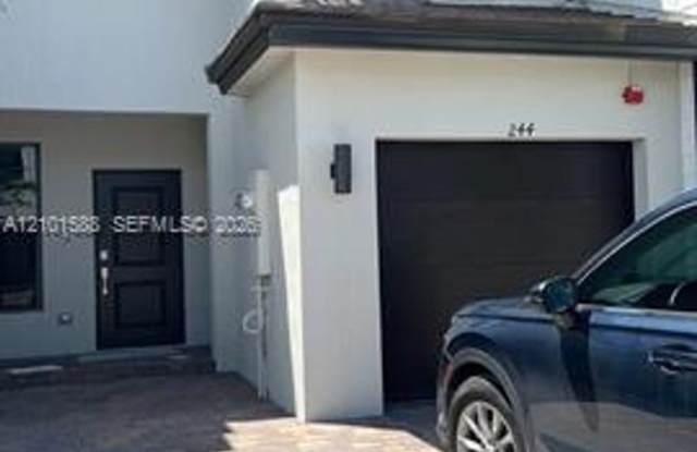 252 SW 159 Way th 252, Pembroke Pines, FL 33027 Gallery 3