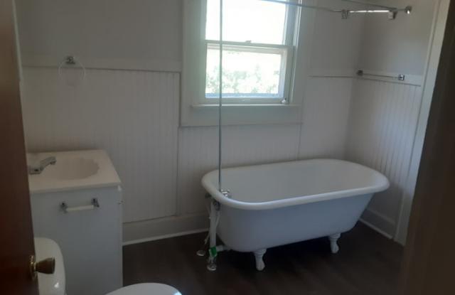 128 South Butler Avenue Gallery 2