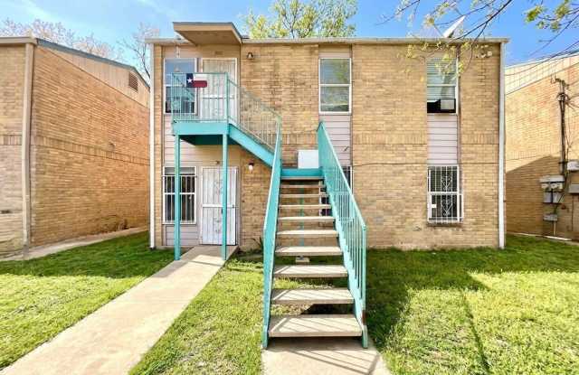518 Briggs St photos photos