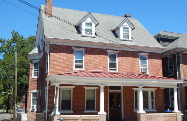 11 WASHINGTON STREET - 11 Washington Street, Burlington County, NJ 08060