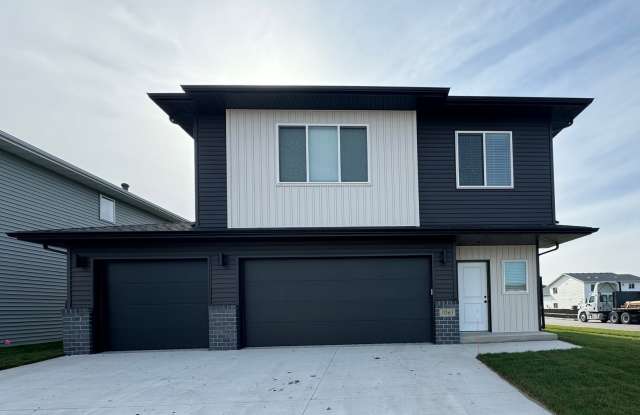 Newly Built in the Wilds neighborhood of West Fargo! photos photos