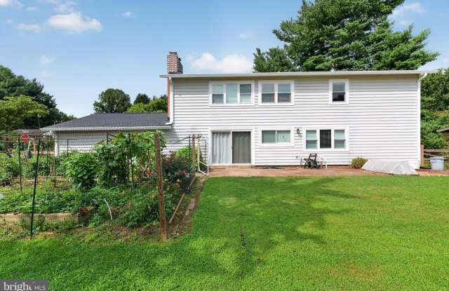 3149 SOUTHFIELD Drive Gallery 3
