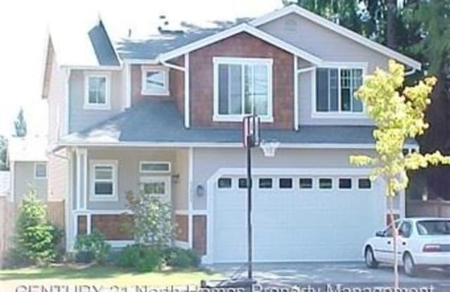 11233 2nd Ave SE - 11233 2nd Avenue Southeast, Everett, WA 98208