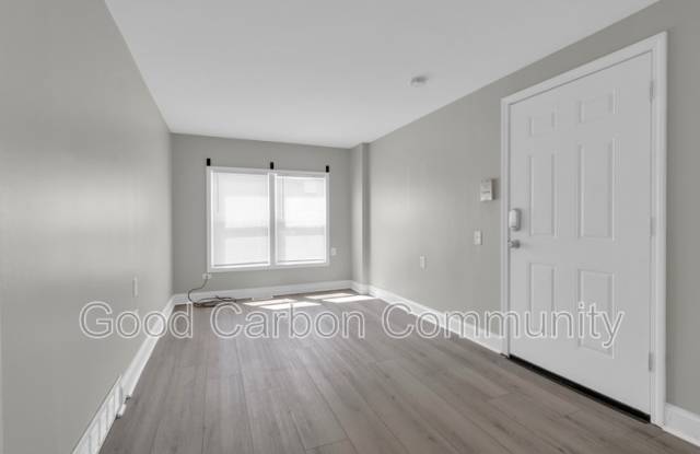 1073 Grant St - 1073 Grant Street, Buffalo, NY 14207