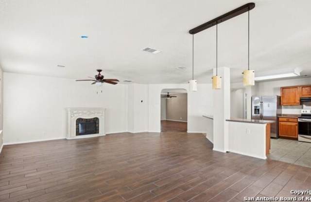 7519 Gramercy photos photos