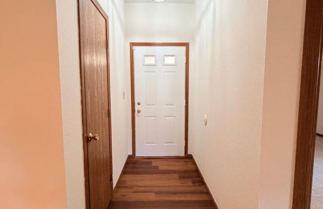 NOW SHOWING: 3 Bedroom/2 Bathroom Home located at 4516 Riverbrook Ln. in Indianapolis, IN. Gallery 4