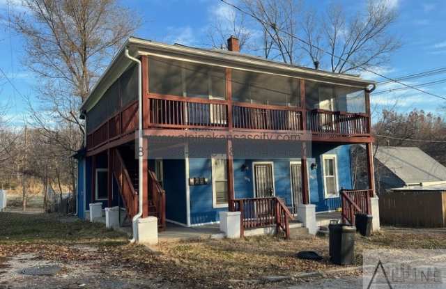1008 Ford Avenue - 1008 Ford Avenue, Kansas City, KS 66102
