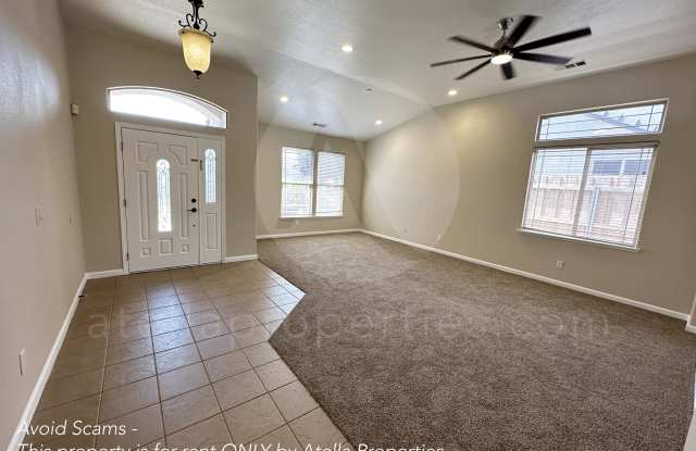 2416 S. Beech Dr. Gallery 3