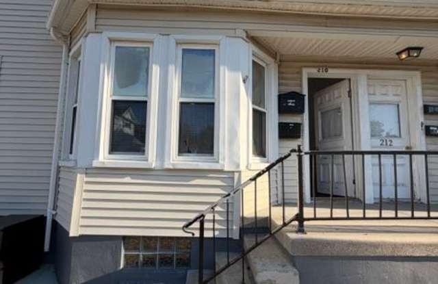 210 Globe St Gallery 1
