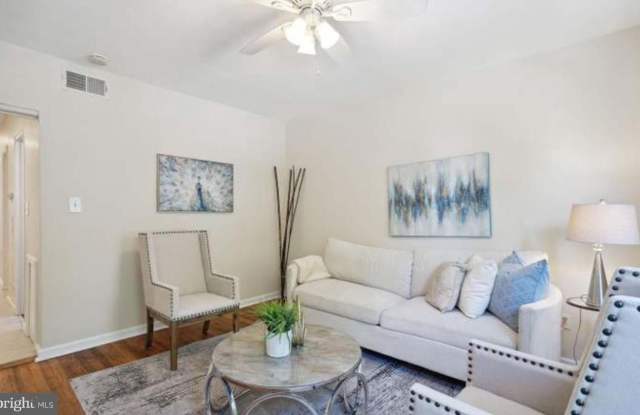 1723 GALES Place NE photos photos