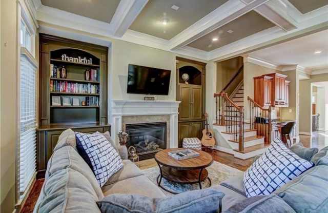 2103 W Village Crossing SE Gallery 2