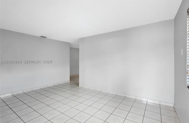 2476 SW 17 St Gallery 2