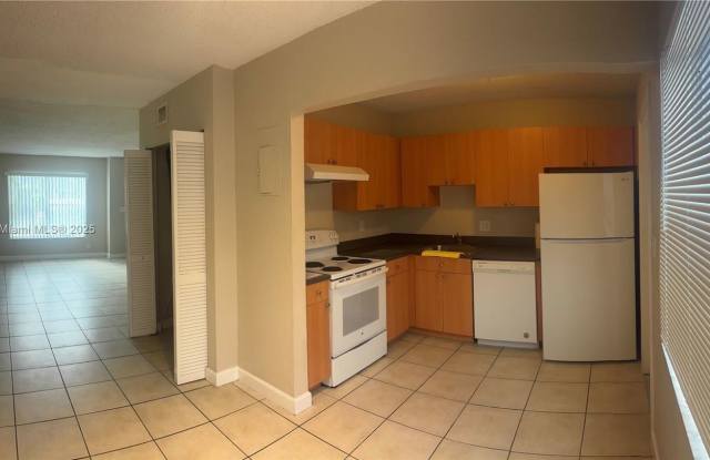 4672 Northwest 9th Drive - 4672 Northwest 9th Drive, Plantation, FL 33317 4672 Northwest 9th Drive - 4672 Northwest 9th Drive, Plantation, FL 33317