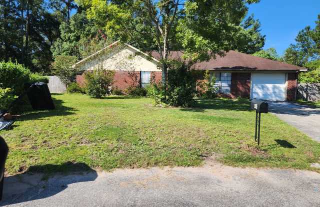 Charming 3 bed, 2 bath Home Gallery 1