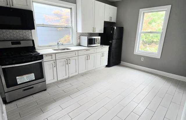 206 Amherst Street - 206 Amherst Street, East Orange, NJ 07018