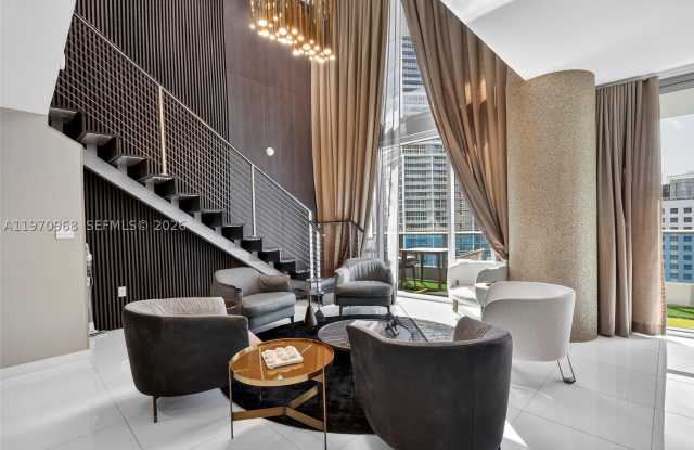 200 Biscayne Boulevard Way Gallery 2