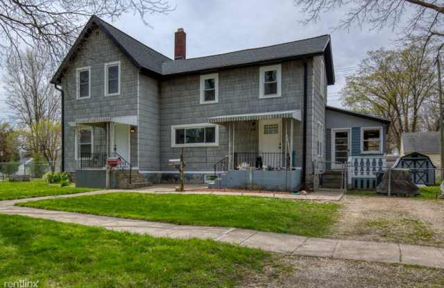609 Jefferson St - 609 Jefferson St, Lapeer, MI 48446