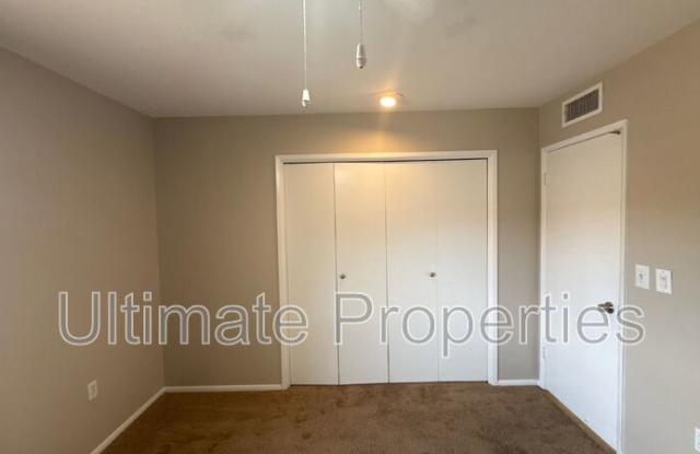 10814 West Saratoga Circle Gallery 3