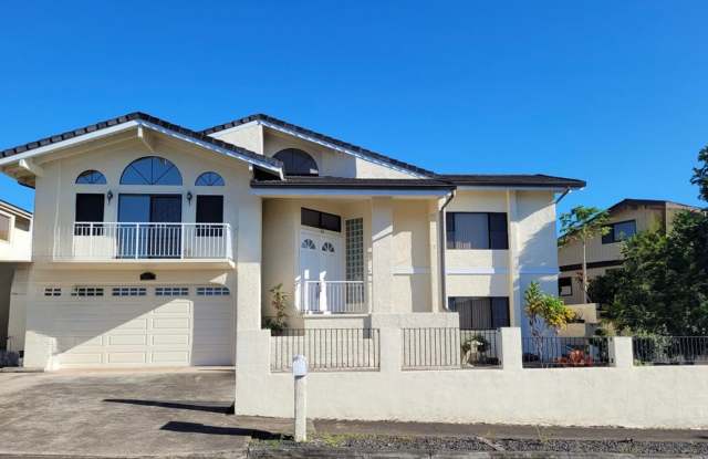 Beautiful Home in Royal Summit photos photos