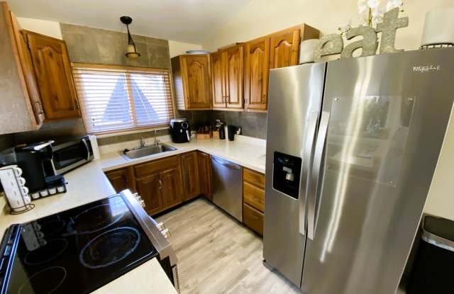28666 Green Castle Rd - 28666 Greencastle, Farmington Hills, MI 48334